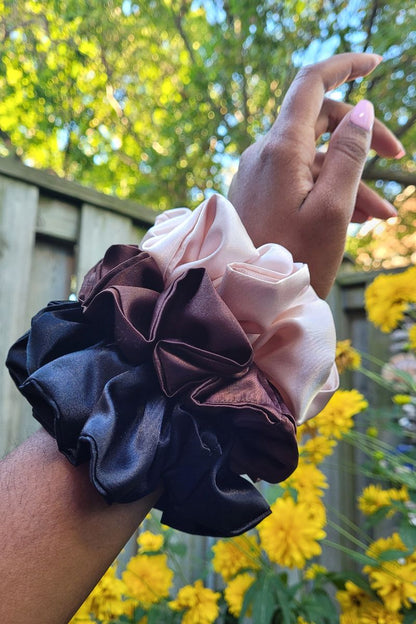 Large Scrunchies Neutral